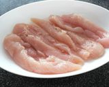 A picture of step 2 of Chinese-Style Steamed Chicken Salad.