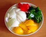 洋蔥炒彩椒的食譜步驟2照片
