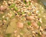 A picture of step 4 of Easy Black Eyed Peas with Rice.