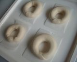 A picture of step 3 of Salt Bagels.
