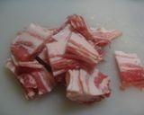 A picture of step 2 of Daikon and Pork Belly Curry Rice.