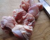 A picture of step 1 of Chicken Tatsuta-age (Deep-Fried).
