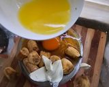Gambar langkah 2 resipi Banana Breakfast Muffins.