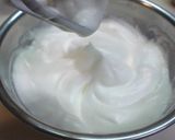 A picture of step 3 of Pure White Roll Cake.