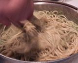 A picture of step 10 of Espagueti Verde- Green Spaghetti.