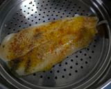 Gambar langkah 3 resipi Healthy Steamed Cod with Broccoli.