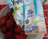 Foto langkah ke 1 dari resep Smoothies Stroberi.