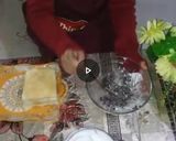 A picture of step 3 of Chocolate filling bread cake.