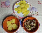 Foto del passaggio 4 della ricetta Patate e funghi in coccio