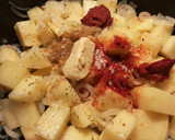 Foto del paso 5 de la receta: Patatas estofadas, con queso de cabras y mantequilla
