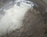 A picture of step 3 of Malai kofta in white gravy.
