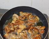 Foto langkah ke 3 dari resep Kulit ayam crispy tanpa tepung.