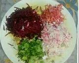 A picture of step 3 of Stuff beetroot paratha.