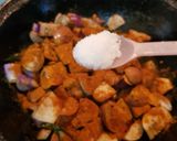 A picture of step 5 of Spicy Brinjal Masala.
