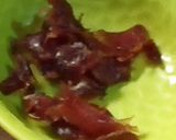 A picture of step 1 of Khajur pickle.