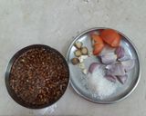 मिसळ पाव(misal paav recipe in marathi) रेसिपी स्टेप 1 फोटो 