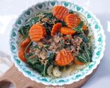 Foto langkah ke 3 dari resep Sayur Bening Bayam Wortel.