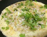 A picture of step 3 of Bean sprout omelette.