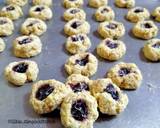 Cara Membuat Thumbprint Cookies Ampas Kelapa 5