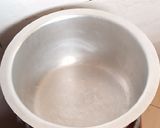 A picture of step 1 of Ngugu karanga (roasted peanut).