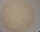 A picture of step 1 of Colourful sticky rice with creamy sauce.