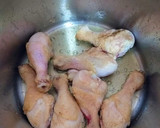 Foto del paso 6 de la receta: Muslos de pollo al curry madrás con azafrán infusionado
