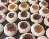 Foto del paso 6 de la receta: Pepas sabor naranja con dulce de batata/ membrillo bañadas