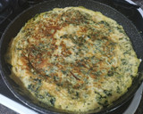 Foto del paso 7 de la receta: Tortilla de espinacas patatas cebolla y ajo