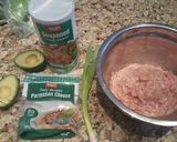 A picture of step 1 of California burger patties.