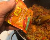 Foto del paso 4 de la receta: Sopa liviana de verduras con carne y fideos