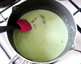 A picture of step 4 of Jiggly Matcha Milk Jello.