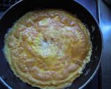 A picture of step 4 of Tuna Tamagoyaki.