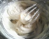 A picture of step 4 of Orange and Cream Cheese Mousse.
