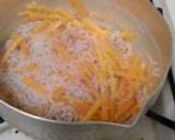 A picture of step 3 of Reduced Calorie Shirataki Noodle and Pork Kinpira.
