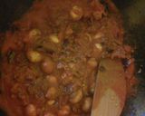 A picture of step 4 of Spaghetti Bolognaisse from scratch 673 cals if following or equivalent used.