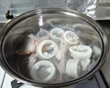 A picture of step 4 of Prepping Squid.