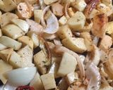 Foto del paso 3 de la receta: Pollo al horno con papas