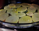 Foto del paso 9 de la receta: Lenguados al horno con patatas y pasta de cilantro y jengibre
