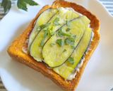 A picture of step 7 of Anchovy Flavored Eggplant on Toast.
