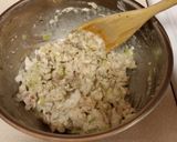 A picture of step 4 of Fish Patty Burgers.