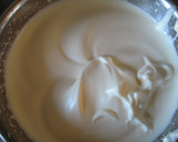 A picture of step 4 of Moist Cocoa Roll Cake.