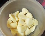 Foto del paso 1 de la receta: Caldo de papas y arroz con pella de gofio para estudiantes