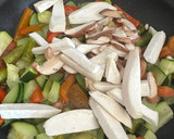 Foto del paso 3 de la receta: Arroz basmati con verduras salteadas