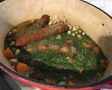 Une image de l'étape 12 de Saucisses de morteau aux haricots blancs,carottes et tomates séchées.