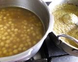 A picture of step 1 of Chickpeas gravy.