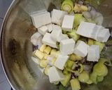 Foto langkah ke 2 dari resep Jamu tofu spicy.