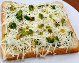 ગાર્લિક બ્રેડ(Garlic bread recipe in Gujarati) રેસીપી સ્ટેપ3ફોટો