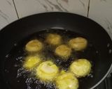 A picture of step 6 of Mint Masala Paneer Pakoda.