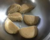 बाटी चुरमा (Bati Churma Recipe In Marathi) रेसिपी स्टेप 4 फोटो 