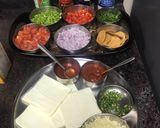 A picture of step 1 of Pizza Papdi Chat.
